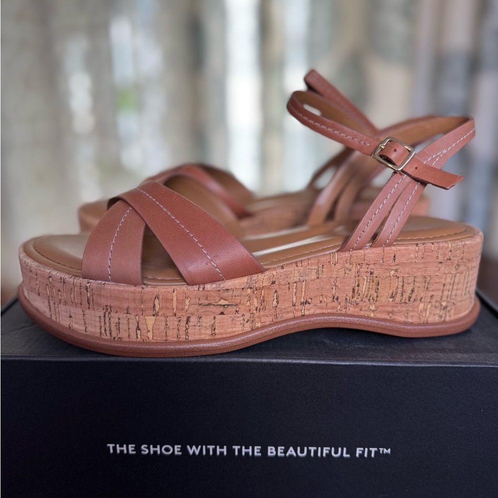 Naturalizer Rikki English Tea Sandal